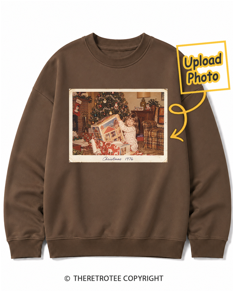 TheRetroTee Personalized Christmas Morning 1976 Sweatshirt