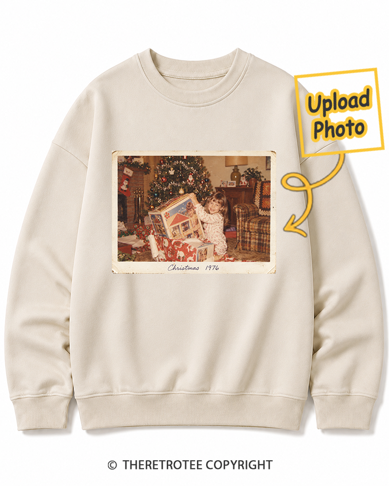 TheRetroTee Personalized Christmas Morning 1976 Sweatshirt