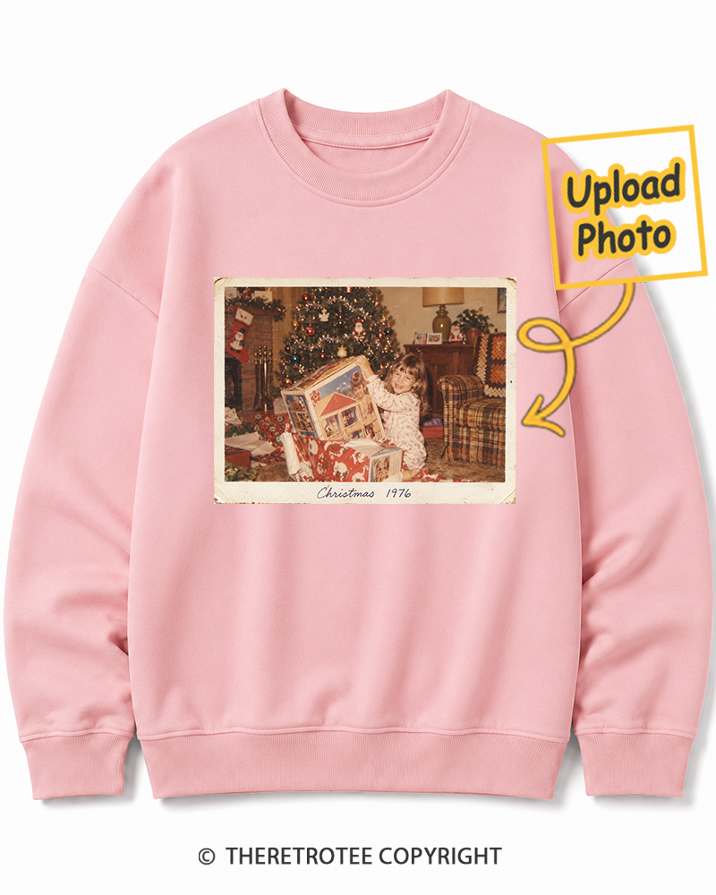 TheRetroTee Personalized Christmas Morning 1976 Sweatshirt