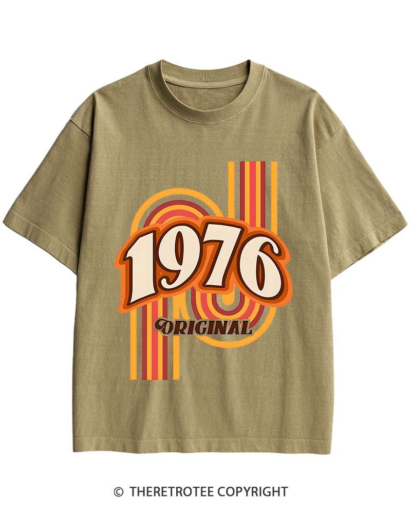 TheRetroTee 1976 Original Classic Nostalgia Graphic Heavy Cotton T-Shirt