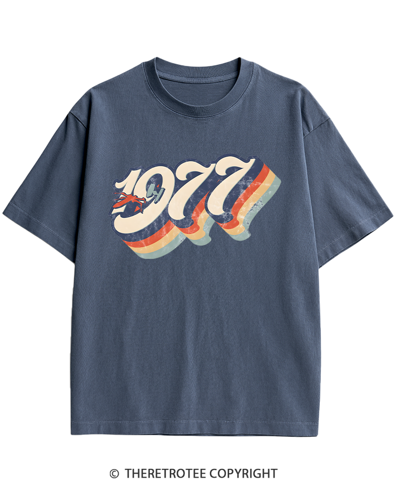 TheRetroTee 1977 Retro Dog Fight Heavy Cotton T-Shirt