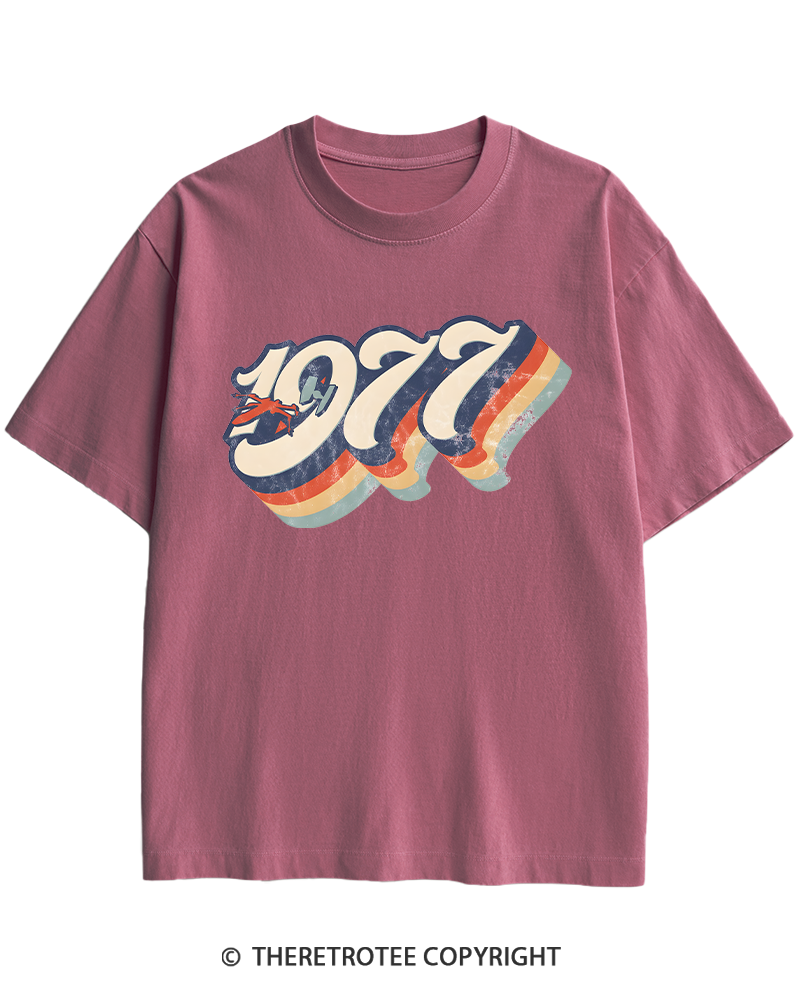 TheRetroTee 1977 Retro Dog Fight Heavy Cotton T-Shirt