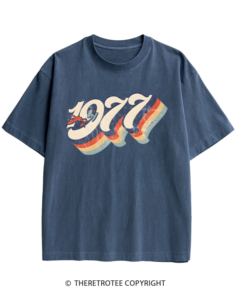TheRetroTee 1977 Retro Dog Fight Heavy Cotton T-Shirt
