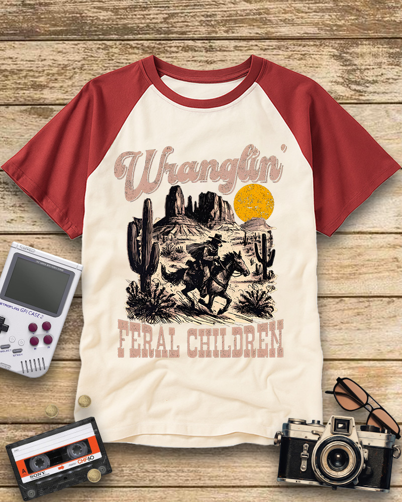 TheRetroTee Retro Wranglin' Feral Children Raccoon 90s Raglan Baseball T-Shirt