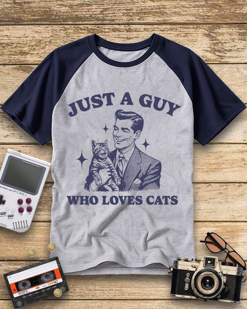 TheRetroTee Cat Lover 1960s Raglan Baseball T-Shirt