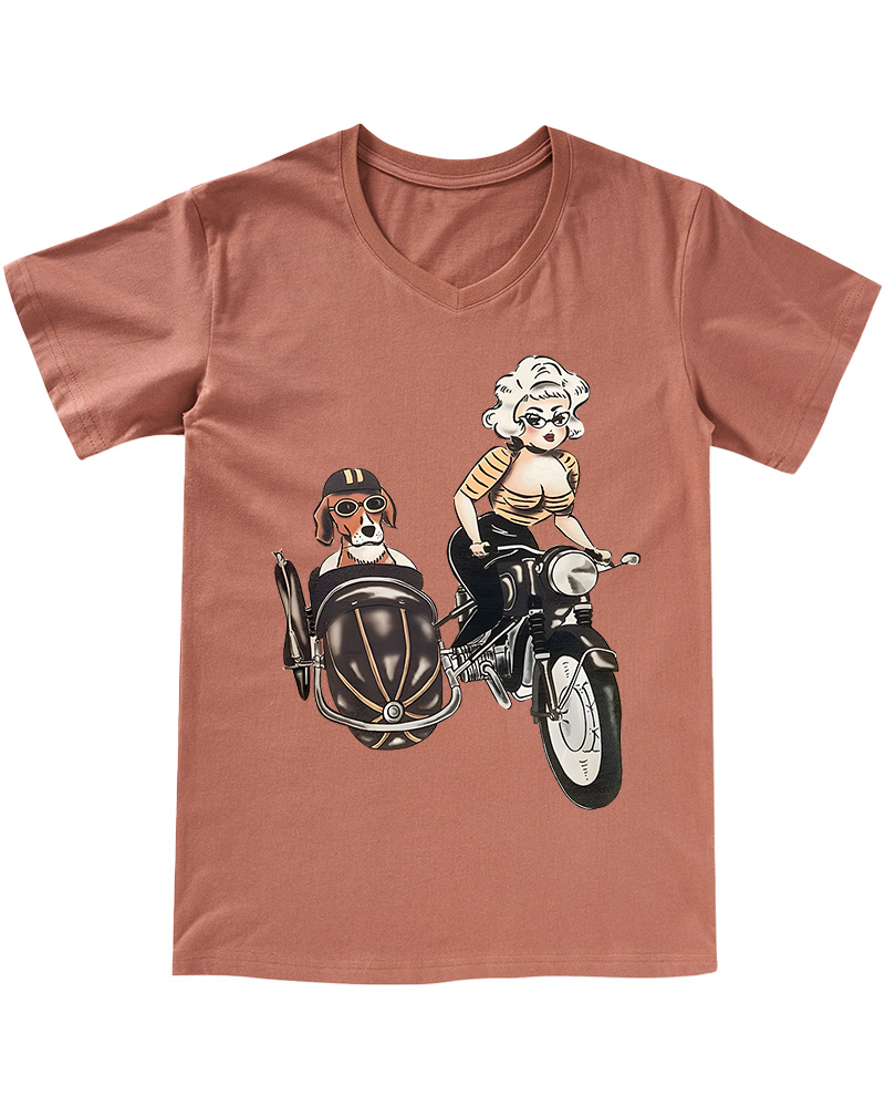 TheRetroTee On The Road Fitted 1950s V-neck T-Shirt