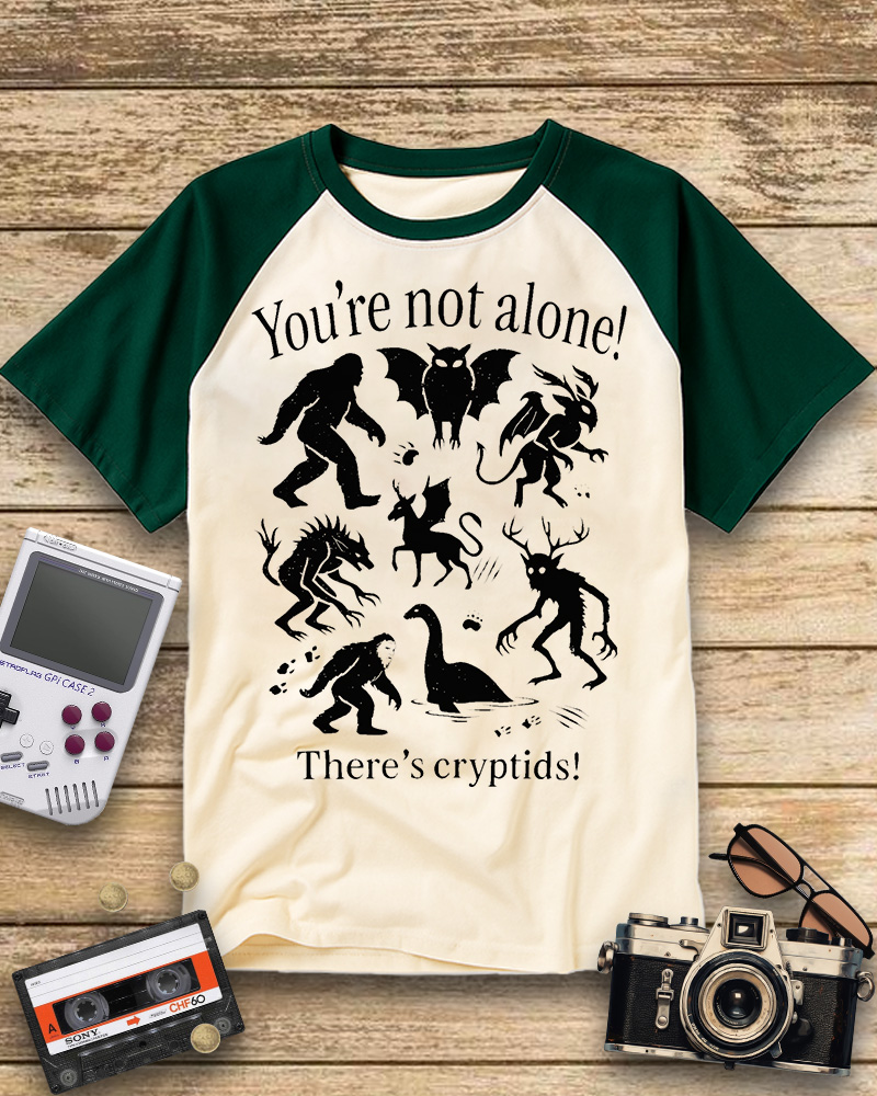 TheRetroTee Cryptid 2000s Raglan Baseball T-Shirt