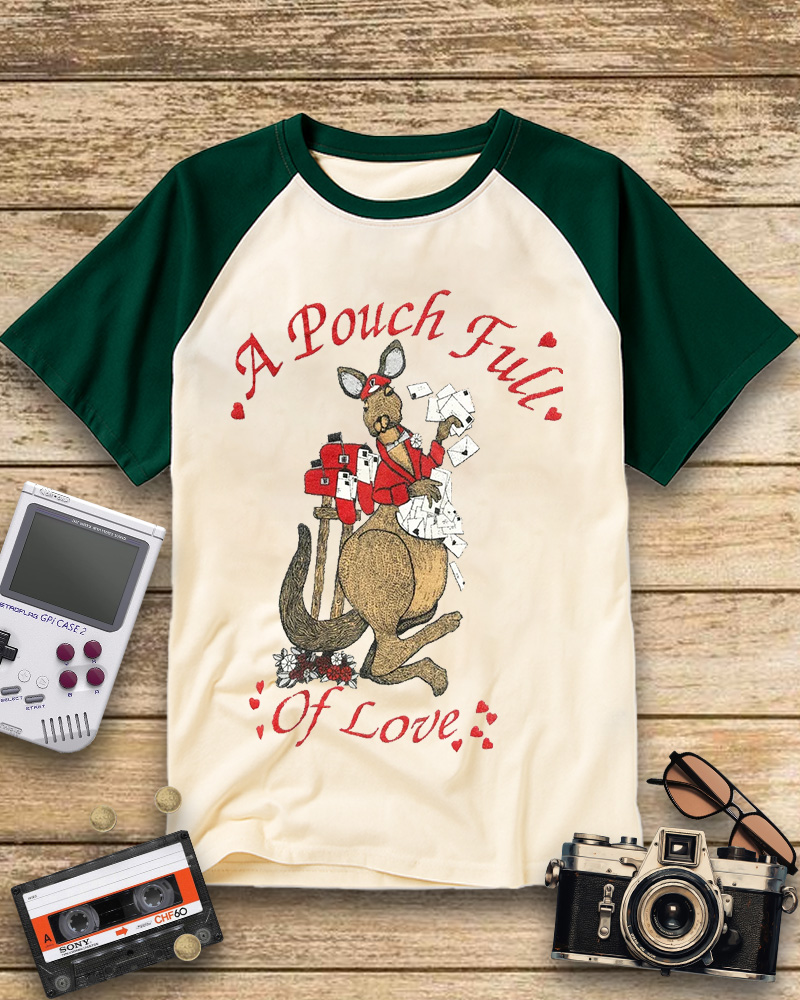 TheRetroTee 1980s Kangaroo A Pouch Full Of Love Raglan Baseball T-Shirt