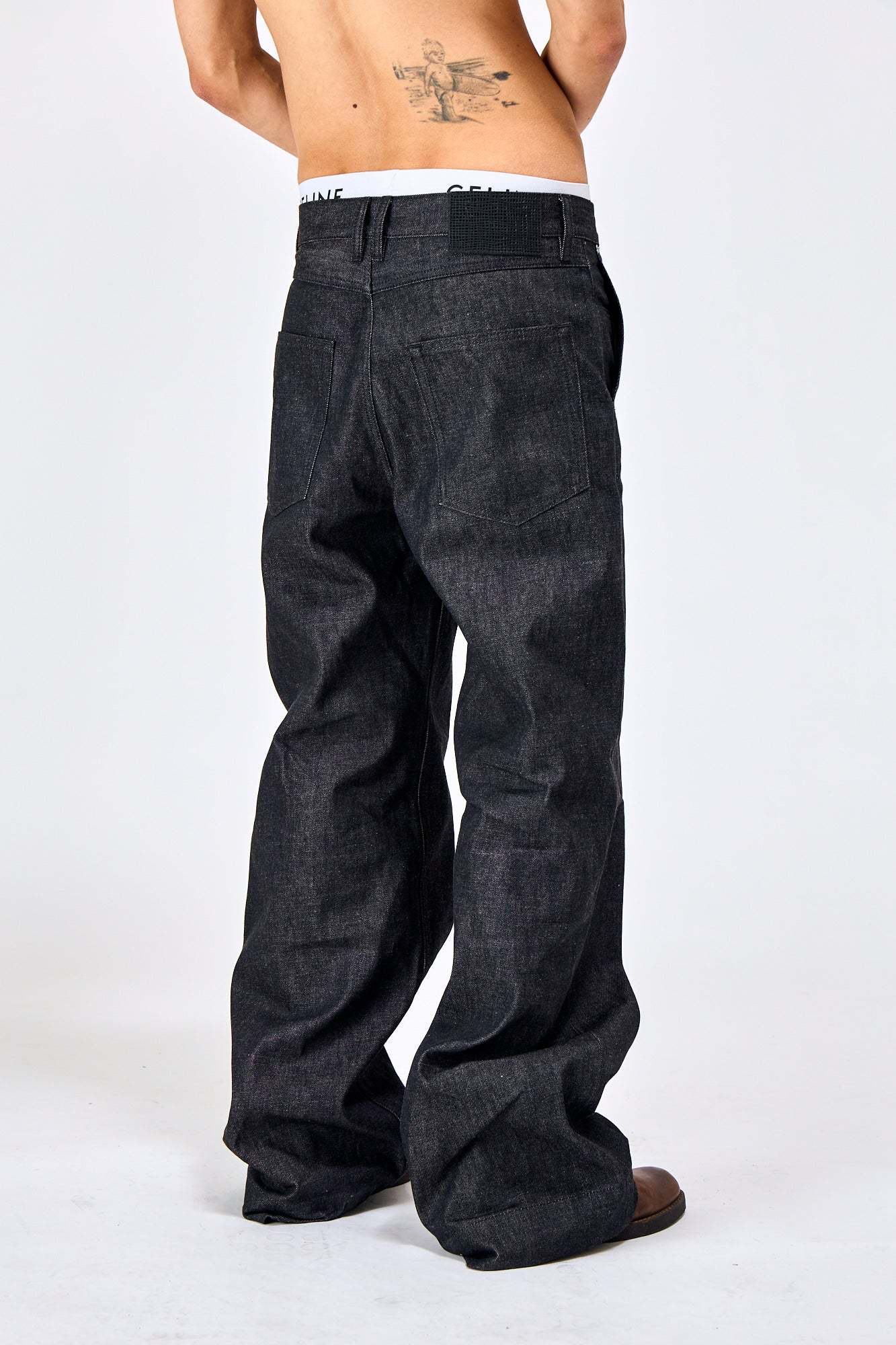 LUCA WIDE GRAINY RAW DENIM
