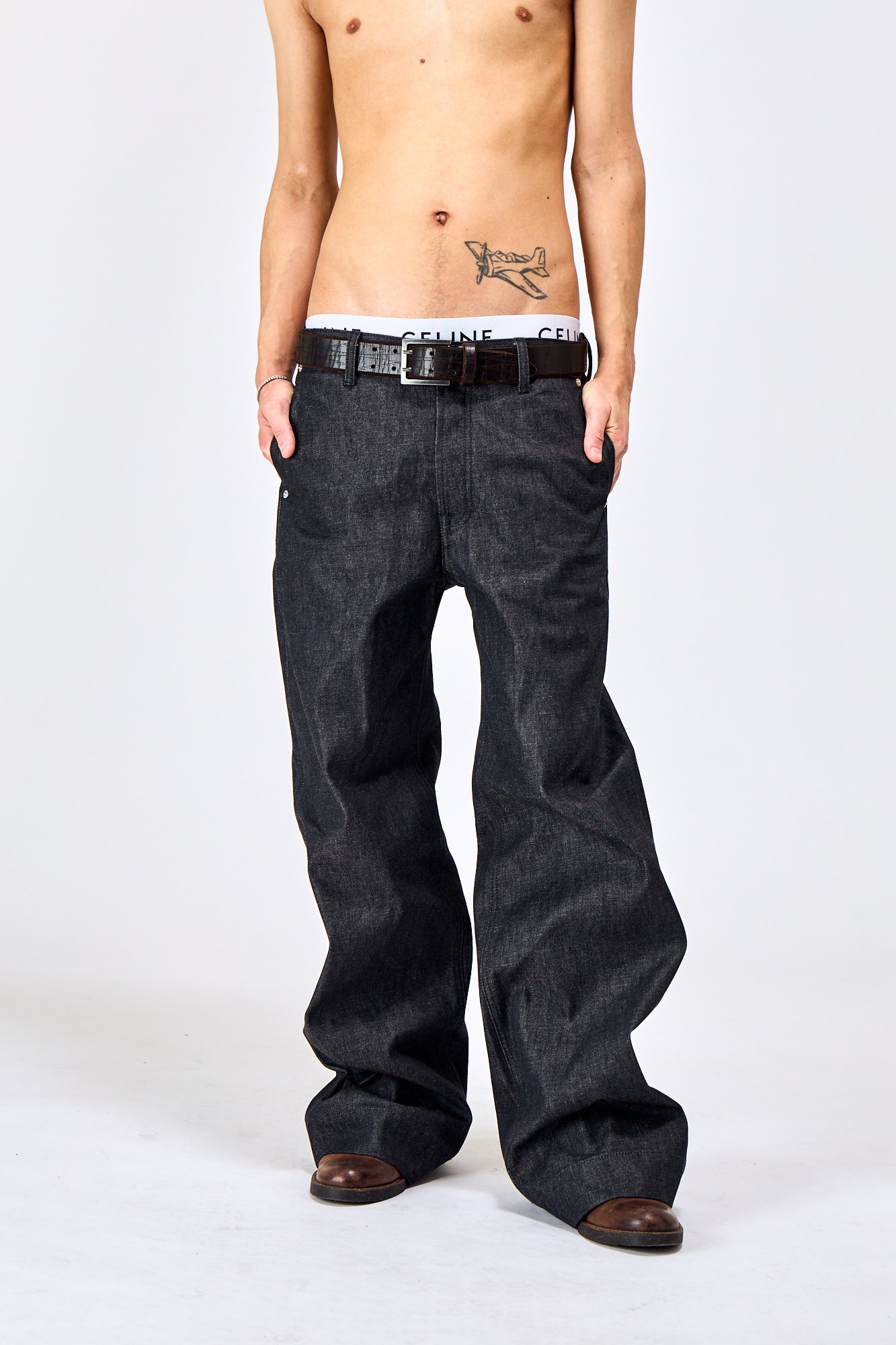 LUCA WIDE GRAINY RAW DENIM