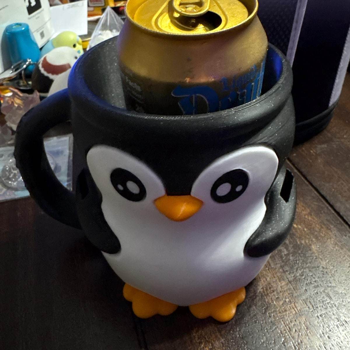 3D Printed Penguin Ice Cream Pint Holder with Spoon Slots | WSMug60