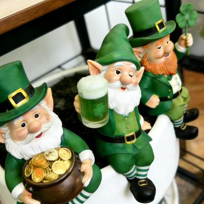 🍀🍺 St. Patrick’s Day Leprechaun Figurines – Bring Irish Luck & Cheer to Your Home