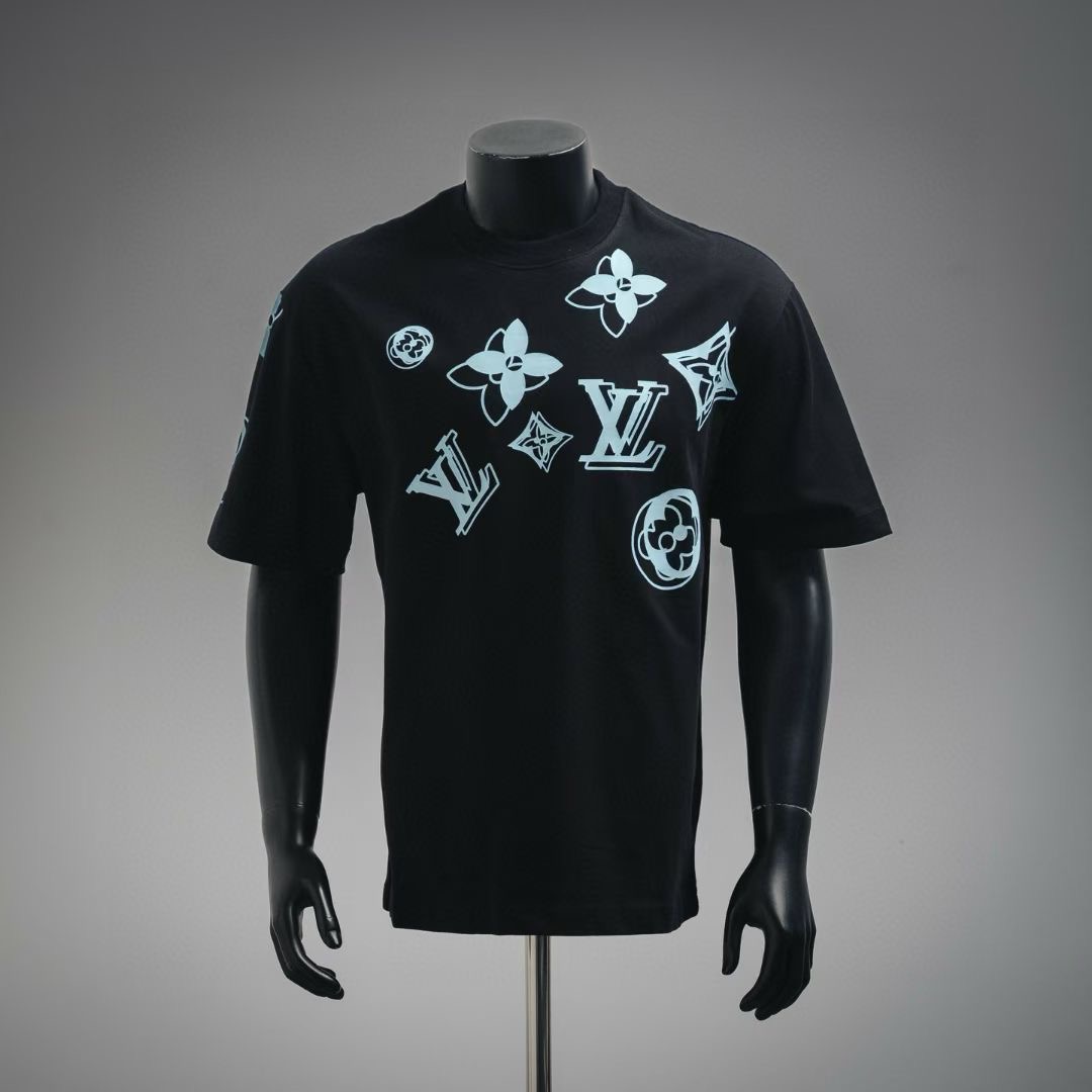 Louis Vuitton Clothes