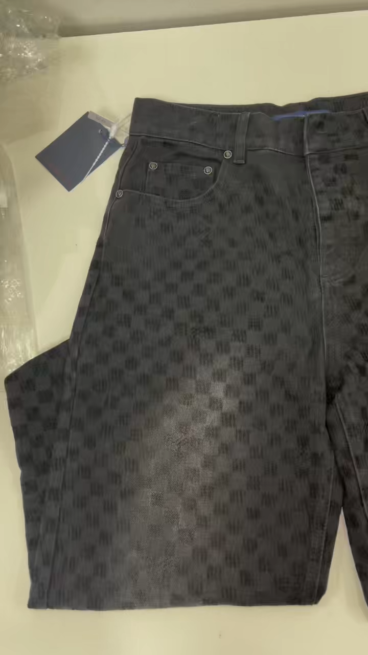 Clothes Quality Check