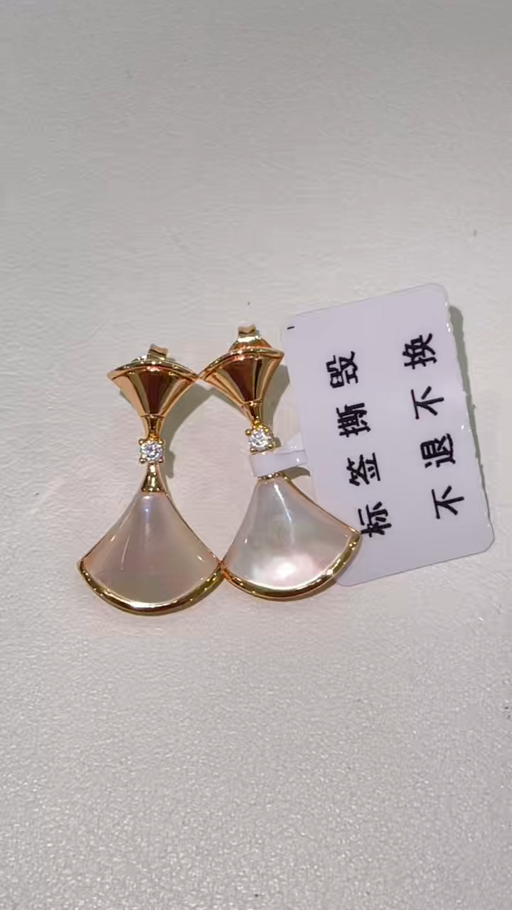 Accessories Quality Check