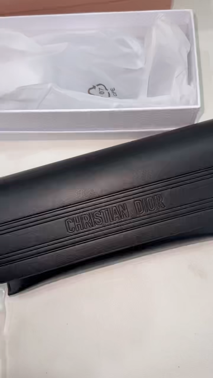 Sunglasses Quality Check