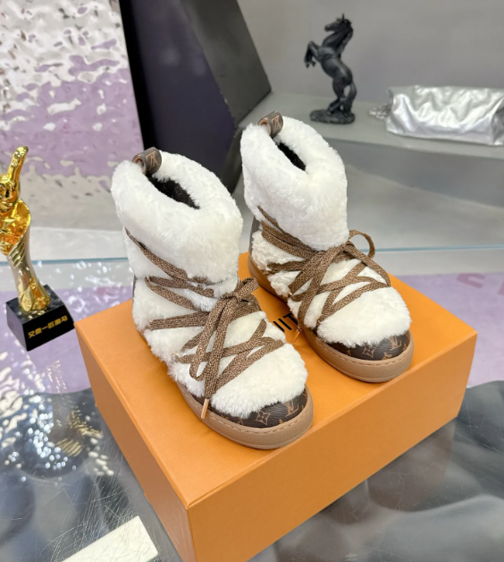 Louis Vuitton Ladies Shoes