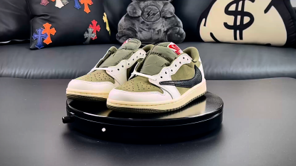 LJR Travis Scott x Air Jordan 1 Low 
"Medium Olive"  Travis Scott LJR