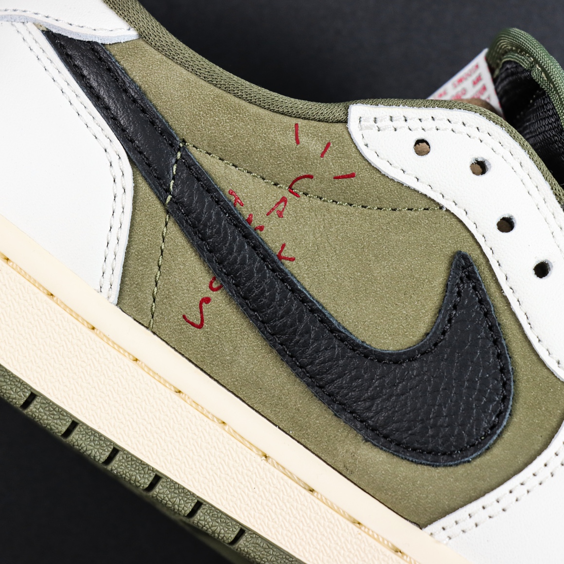 LJR Batch-Travis Scott x Air Jordan 1 Low "Medium Olive" DZ4137-106