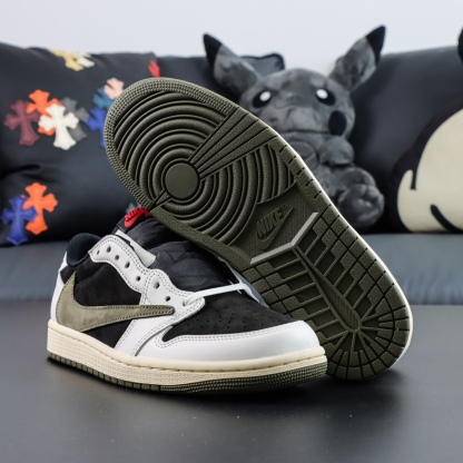 LJR Batch-Travis Scott x Air Jordan 1 Low "Medium Olive" DZ4137-106