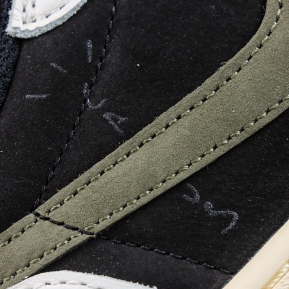 LJR Batch-Travis Scott x Air Jordan 1 Low "Medium Olive" DZ4137-106