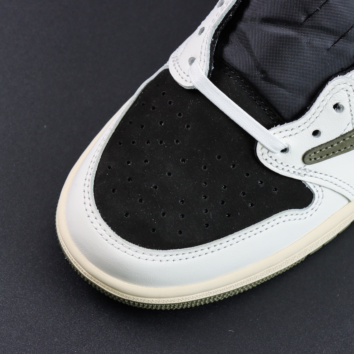 LJR Travis Scott x Air Jordan 1 Low "Medium Olive" DZ4137 106 Travis S