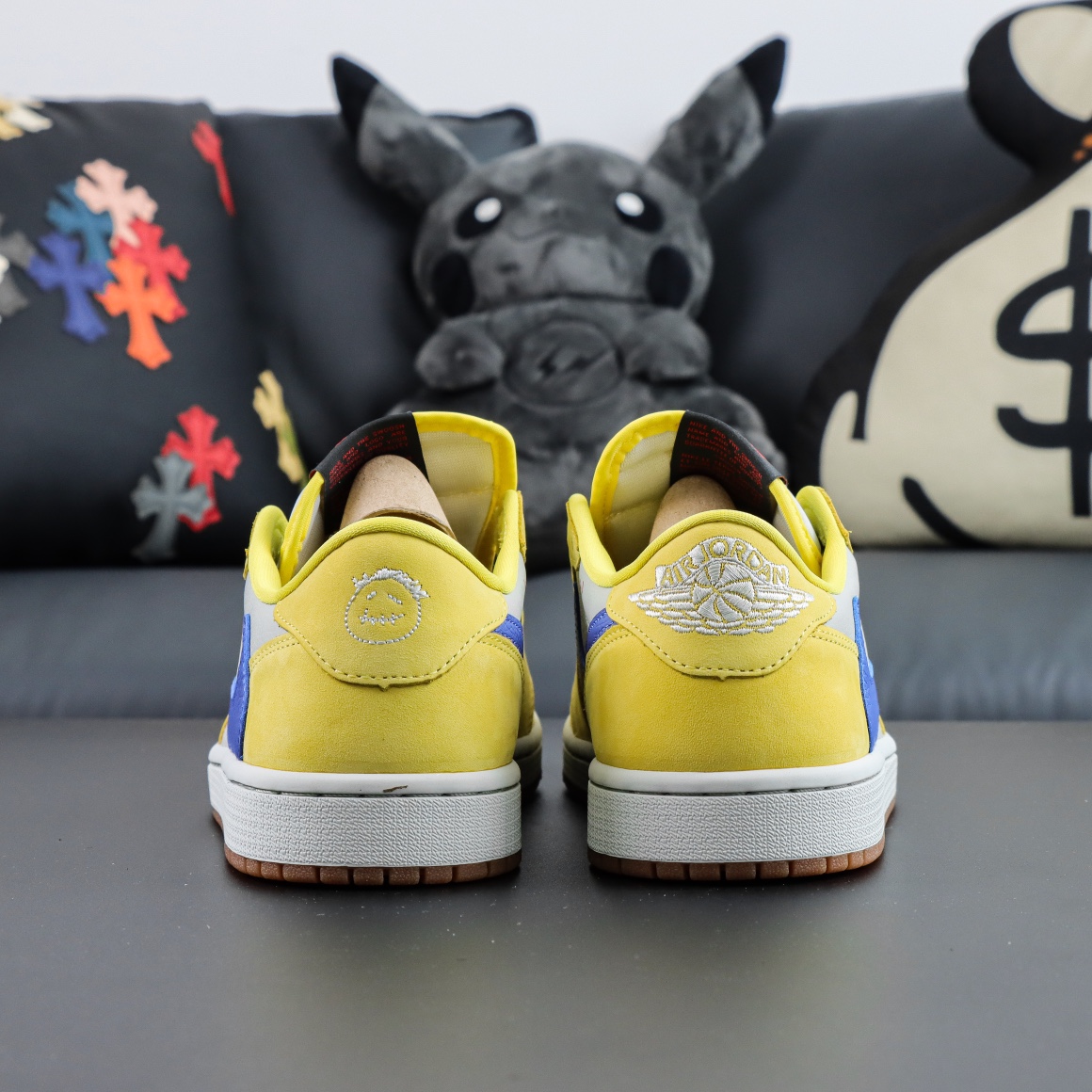 LJR Batch-Travis Scott x Air Jordan 1 Low "Canary Yellow" DZ4137-700