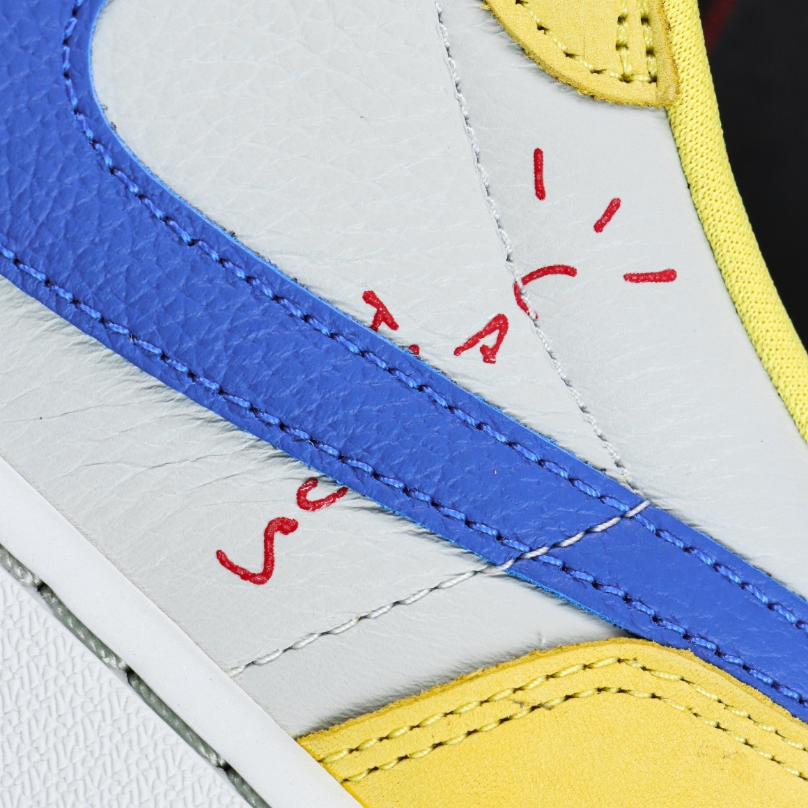 LJR Batch-Travis Scott x Air Jordan 1 Low "Canary Yellow" DZ4137-700