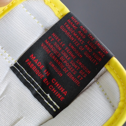 LJR Batch-Travis Scott x Air Jordan 1 Low "Canary Yellow" DZ4137-700