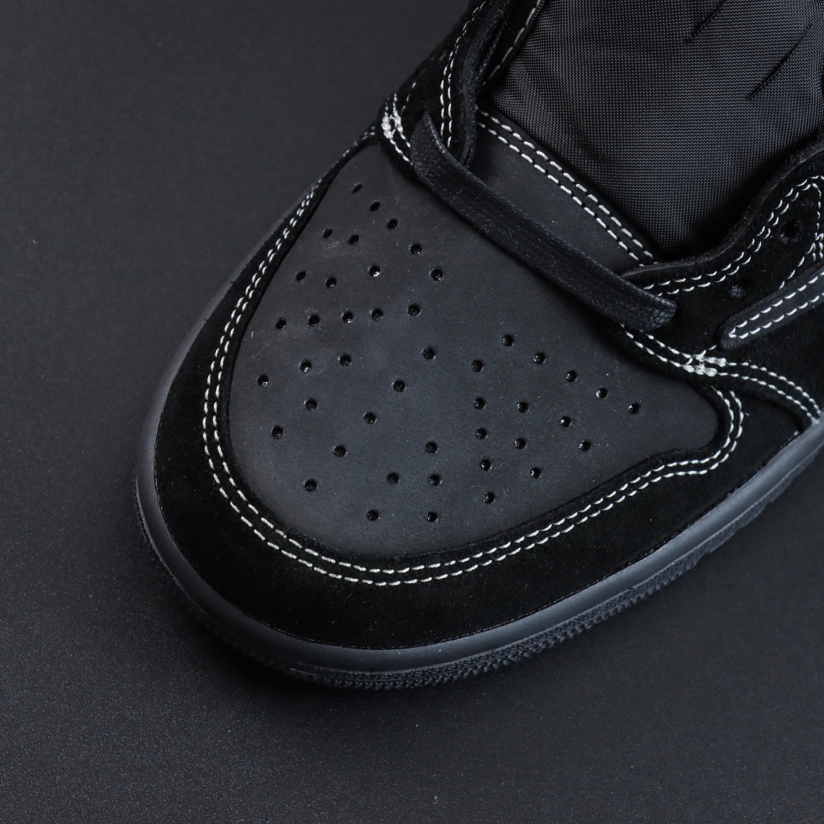 LJR Batch-Travis Scott x Air Jordan 1 Low "Black/Phantom" DM7866-001