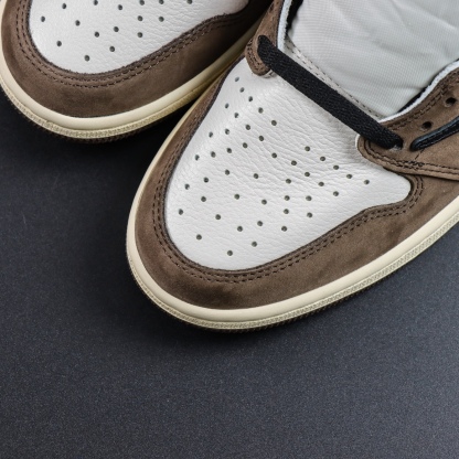 LJR Batch-Travis Scott x Air Jordan 1 High Og Ts Sp "Mocha" CD4487-100