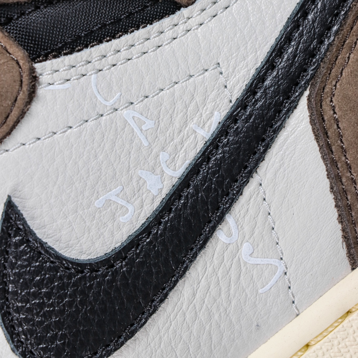 LJR Batch-Travis Scott x Air Jordan 1 High Og Ts Sp "Mocha" CD4487-100