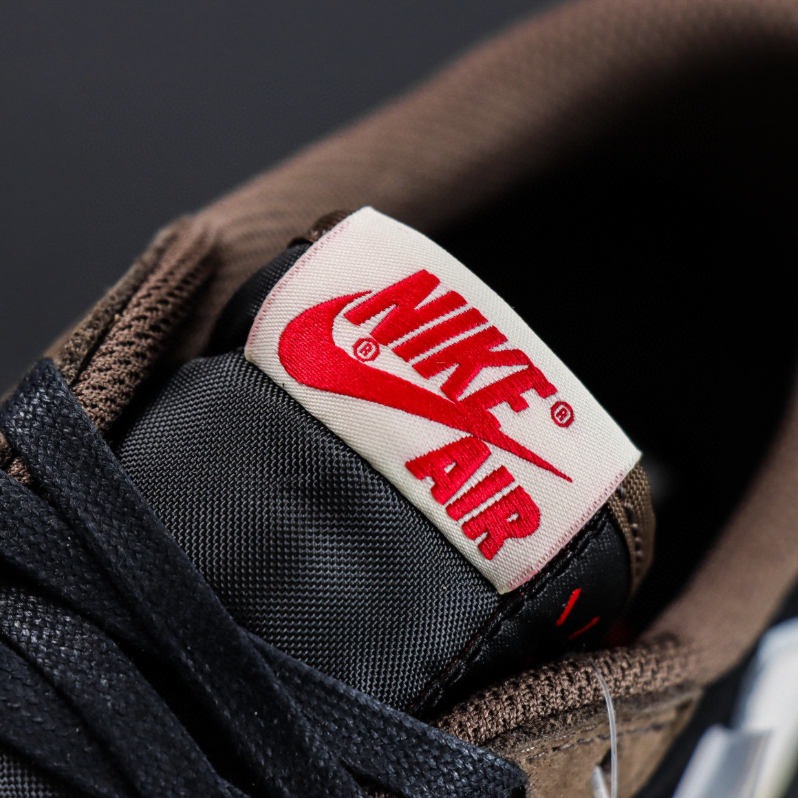 LJR Batch-Travis Scott x Air Jordan 1 Low OG "Mocha" CQ4277-001