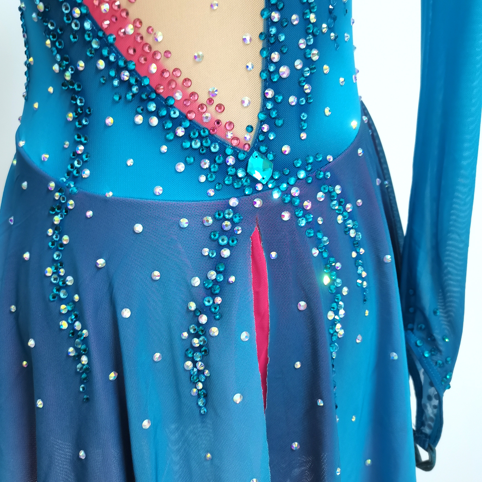 Rhythmic Gymnastics JD1042