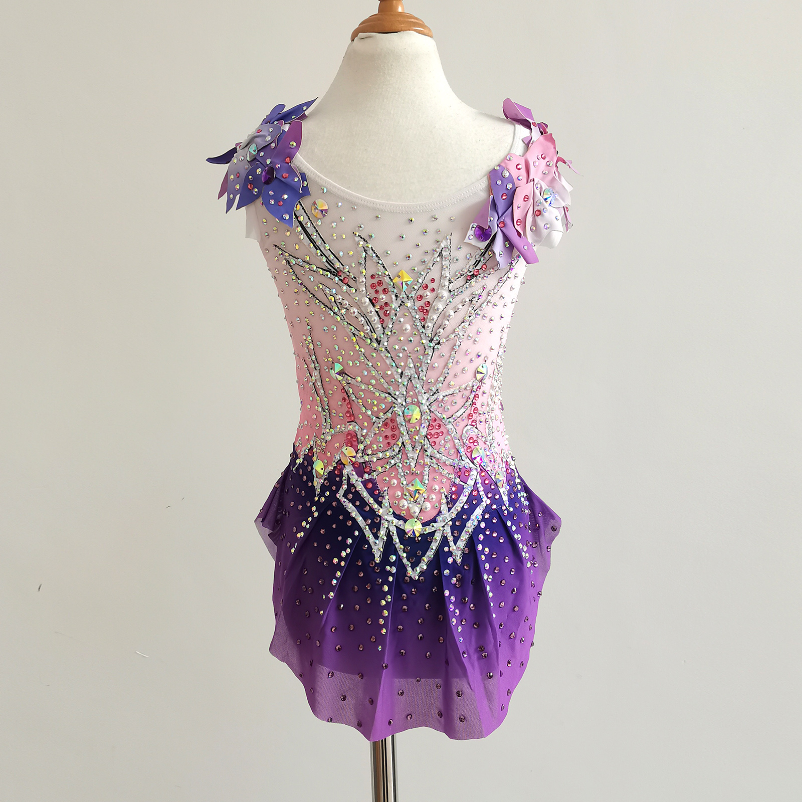 Rhythmic Gymnastics JD1041