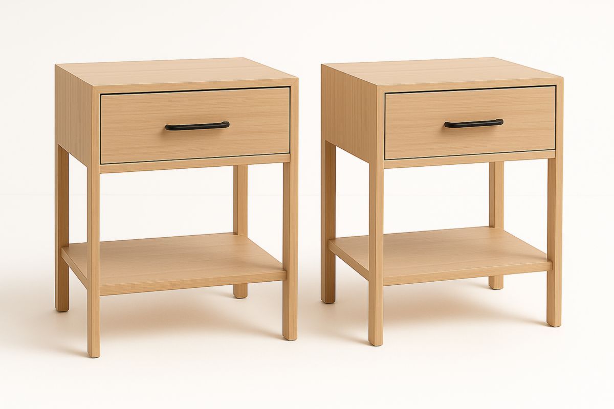 Comodini in legno con cassetto e mensola