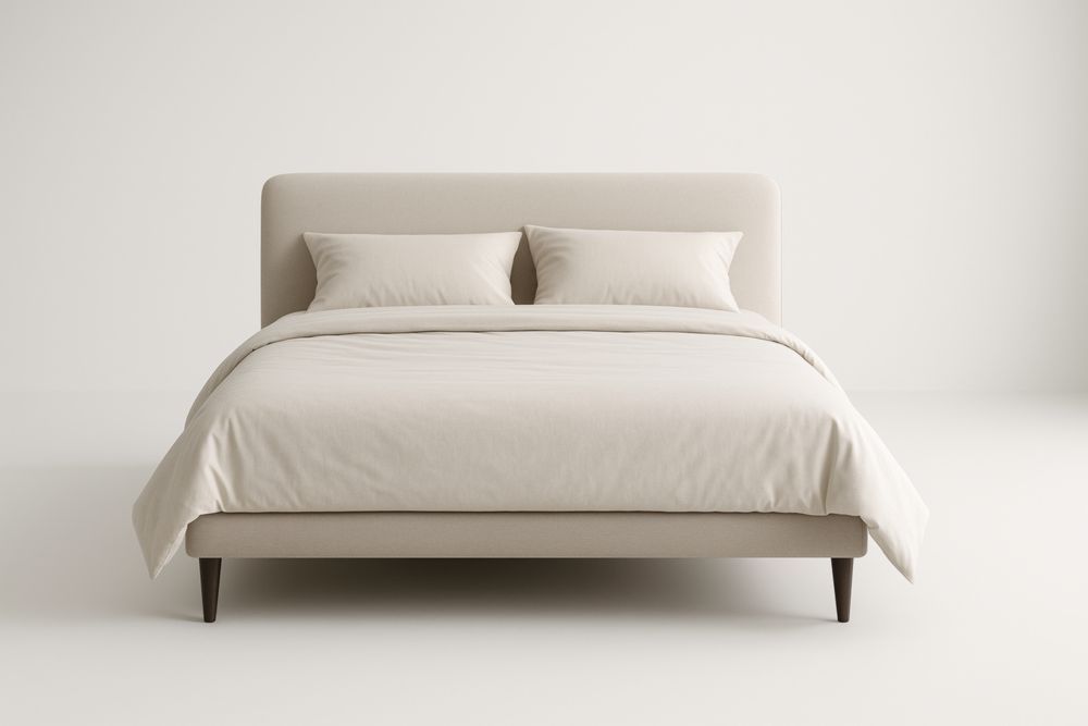 Letto Matrimoniale Beige con Struttura in Legno e Testiera in Tessuto