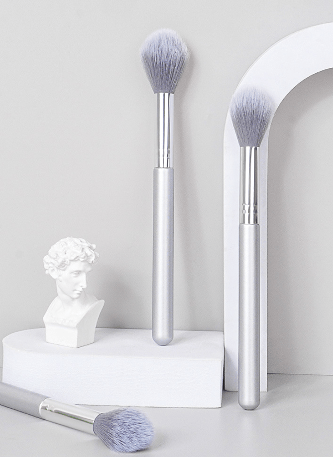 🎨💫 Multicolor Metallic Eyeshadow – Buildable, shimmering metallic eyeshadow