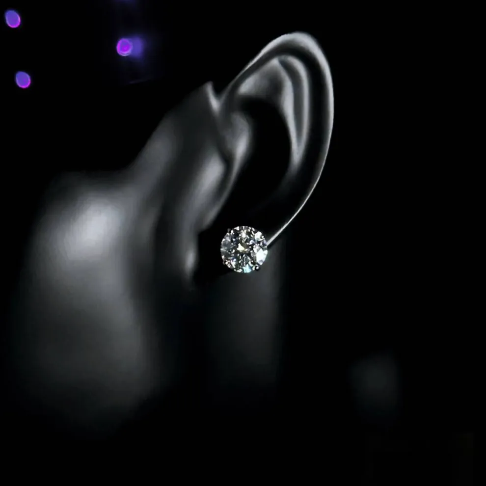 🔥 Výprodej – sleva 68 %! 💎 Klasické moissanitové diamantové náušnice