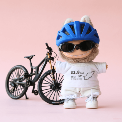 Cycling Outfit 5-Piece Set for Labubu (with helmet)