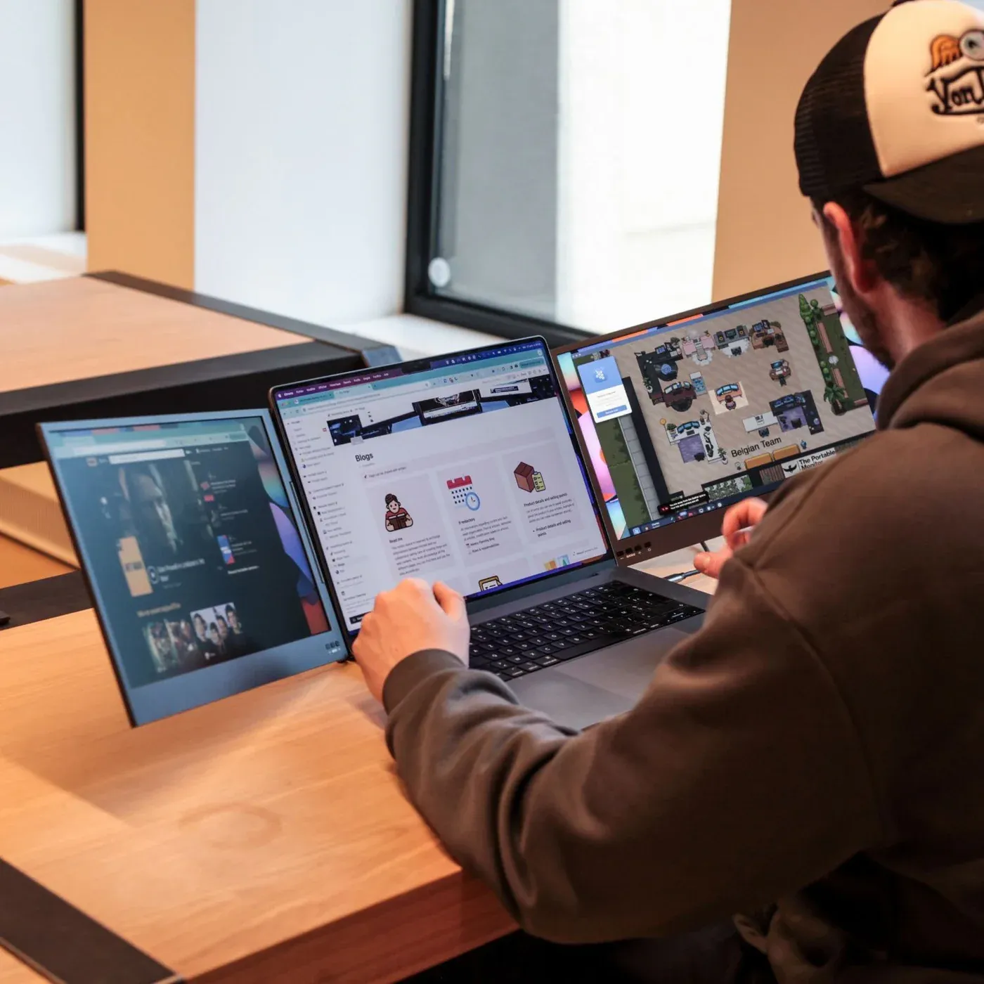 Dual Boost 15.6" Pro