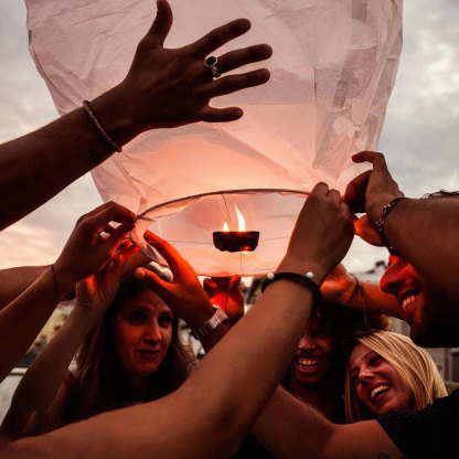 10 White Chinese Paper Sky Lanterns
