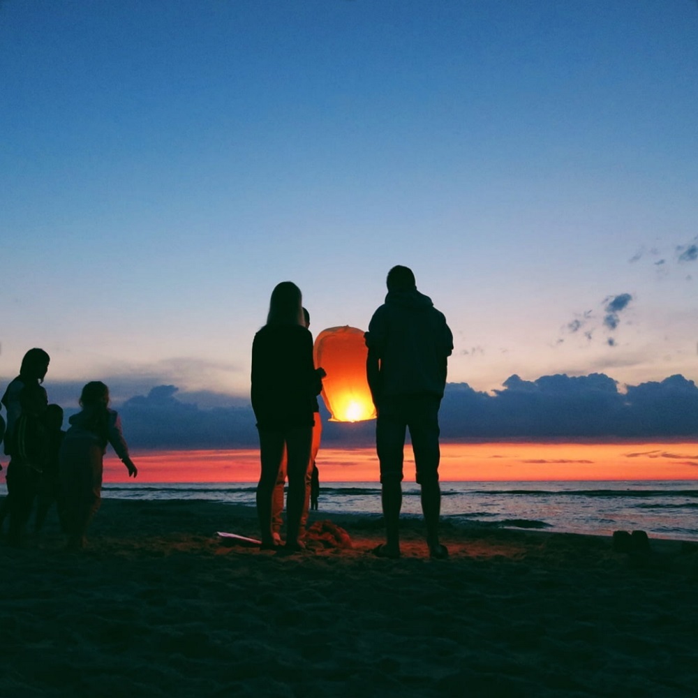 20 White Chinese Paper Sky Lanterns