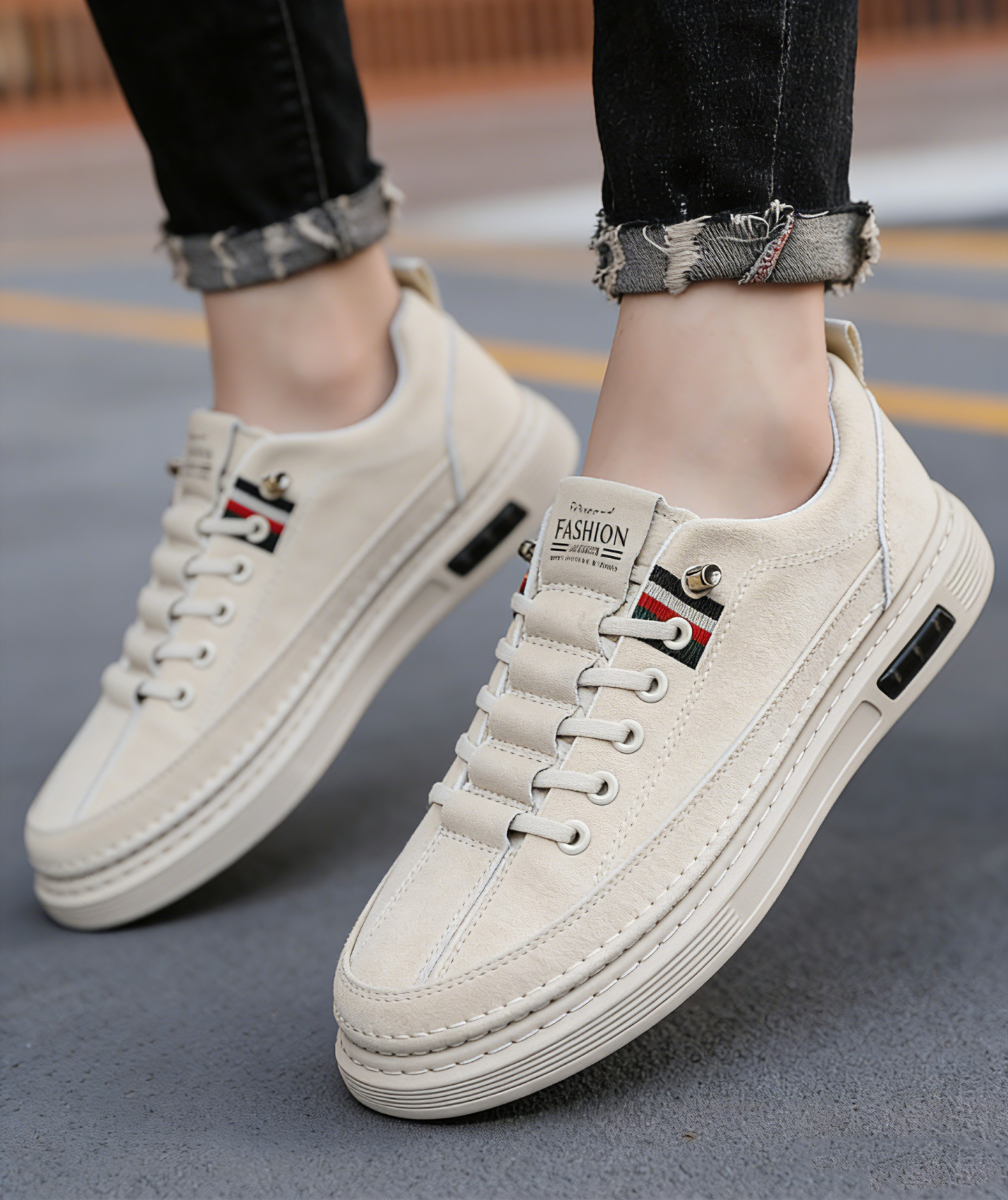 🎁Ultima zi pentru o reducere de 50%! Nu rata ocazia! 🐂 Pantofi bărbătești din piele cusuți manual👞 Gamă completă de mărimi, realizați la comandă ✅ Calzi, confortabili, impermeabili și antiderapanți