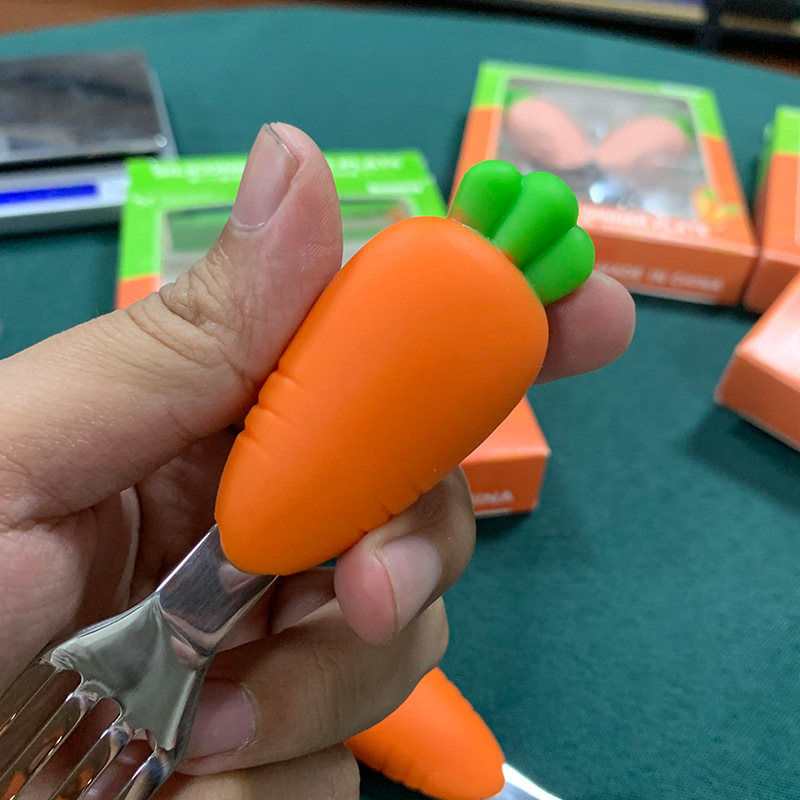 Carrot-Shaped Fork & Spoon