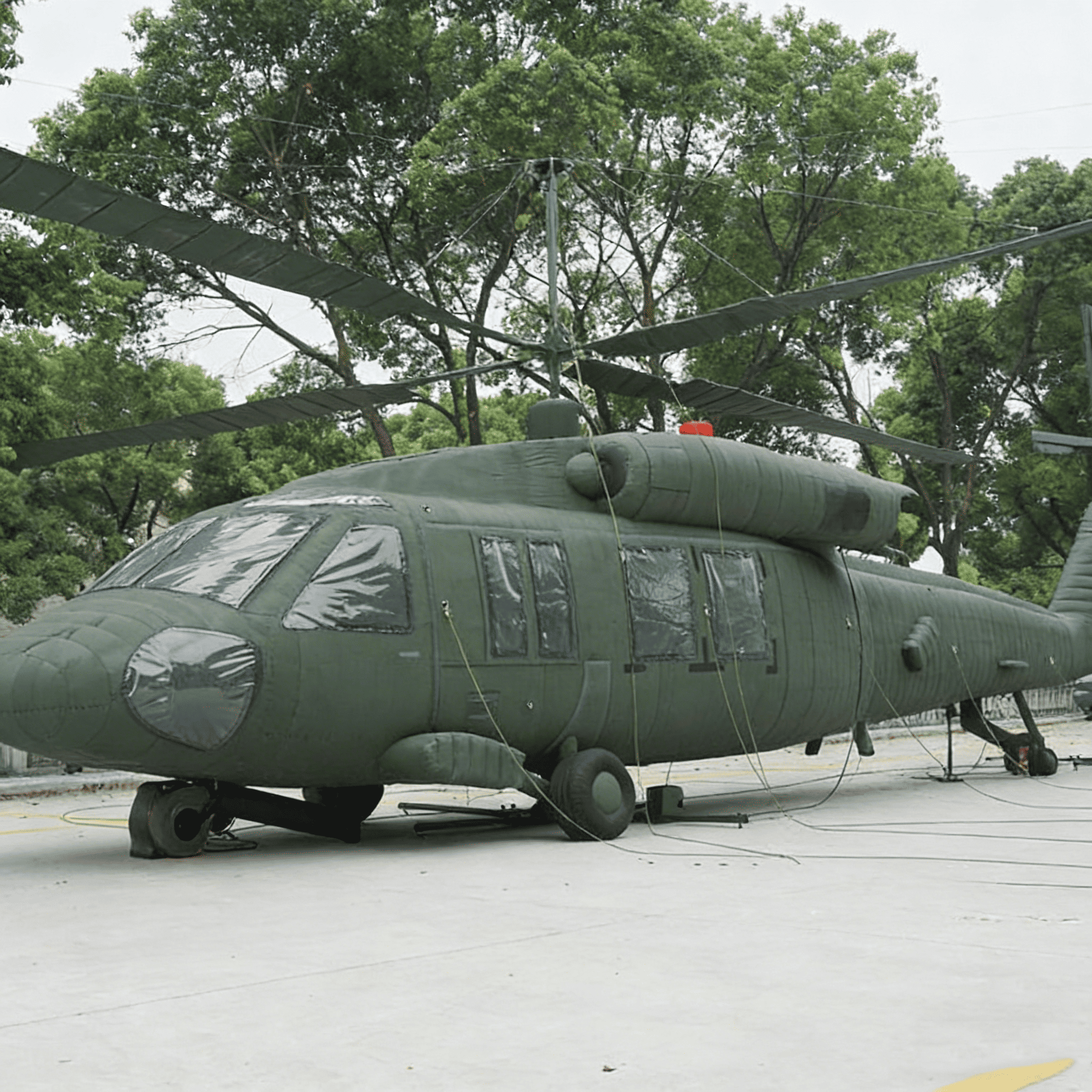 1:1 inflatable model