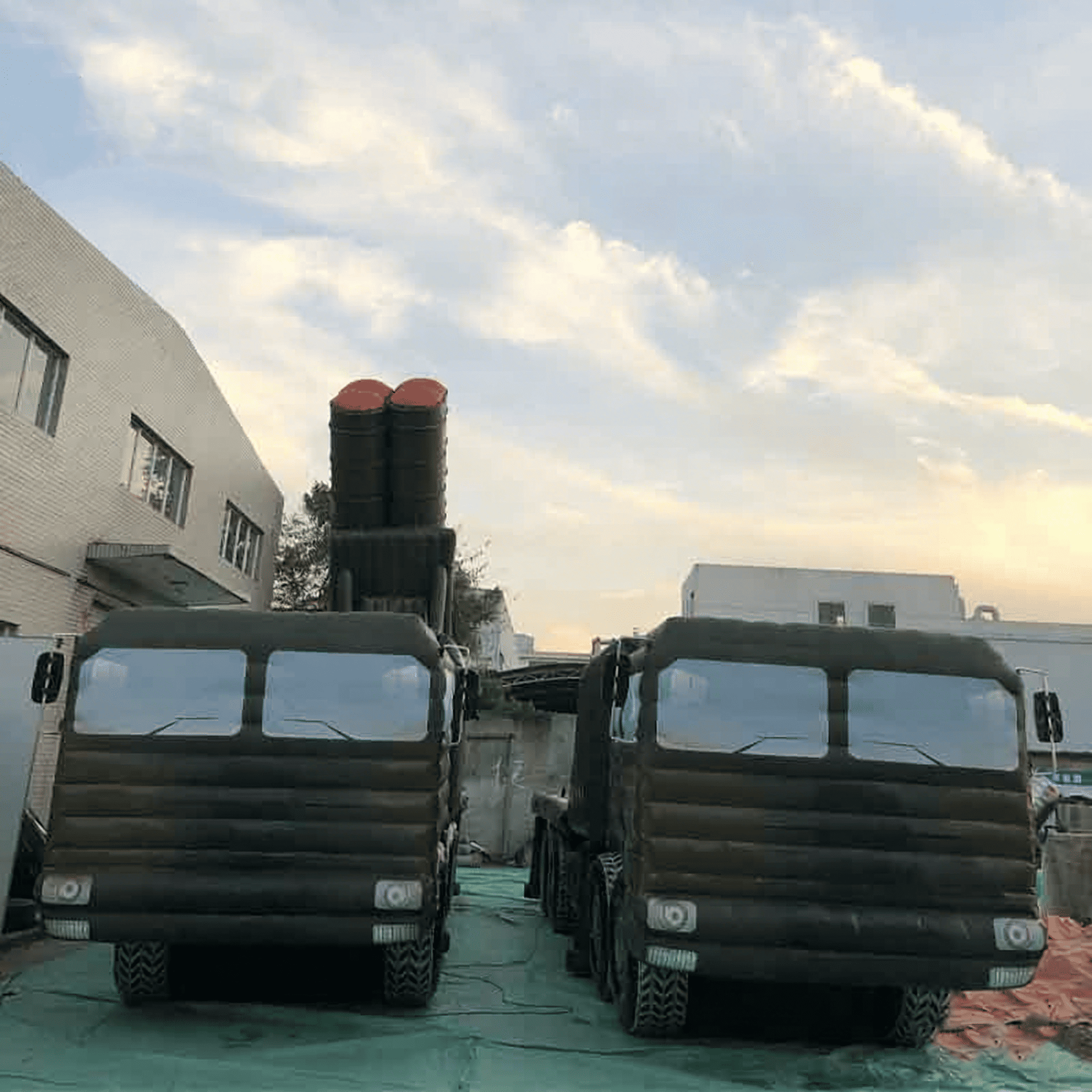 1:1 inflatable model