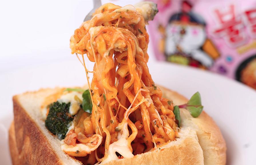 Samyang Buldak Ramen Carbonara Hot Chicken Flavor 5pk 22.9 oz, Spicy Korean Instant Food Noodle Pansit Samyang Buldak Ramen Carbonara Hot Chicken Flavor 5pk 22.9 oz, Spicy Korean Instant Food Noodle Pansit