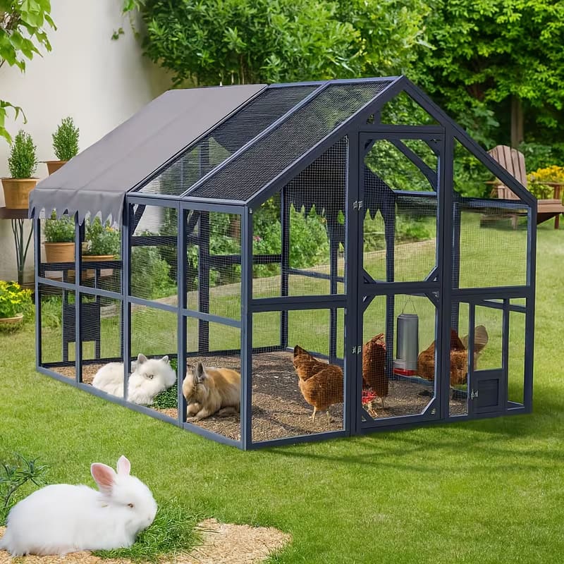 Large pet event enclosure