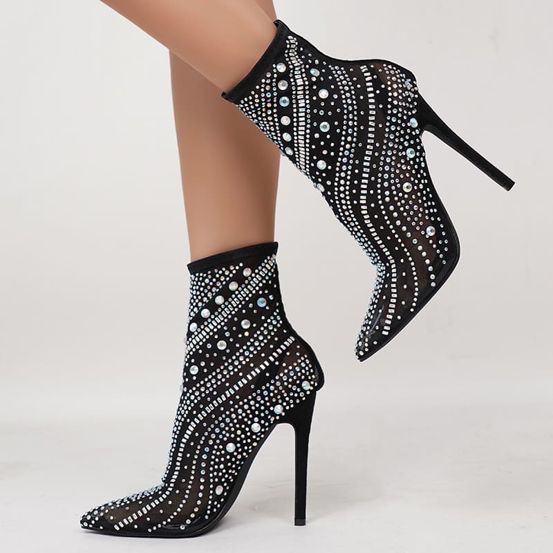 High-heeled rhinestone patterned boots